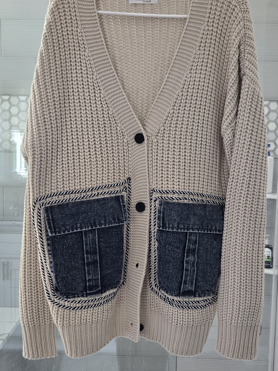 everyday chic Sweaters - Beige Knit Cardigan with Dark Denim Patch Pockets